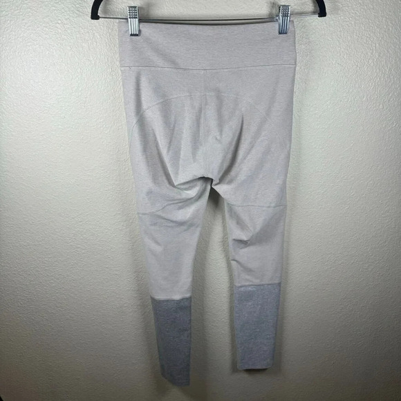 Outdoor Voices OV Grey Dipped 7/8 Athletic Performance Leggings Size Small - Picture 5 of 8
